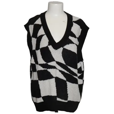 Slipover (Black, White) from DeFacto