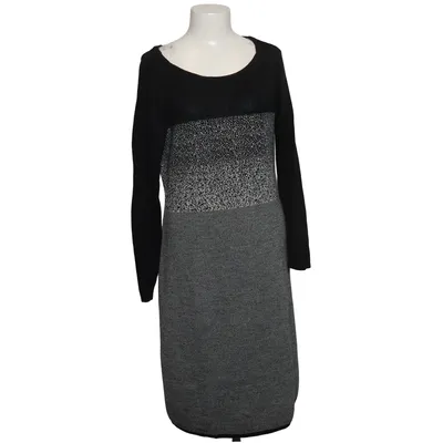 Robe (Noir, Gris, Blanc) de UNQ Acrylique, Laine
