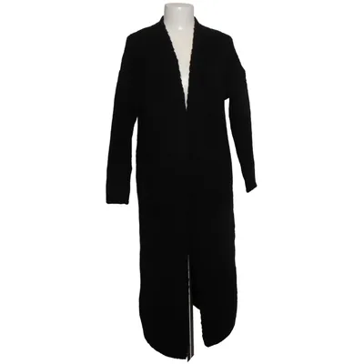 Strickjacke (Schwarz) von Liebesglück