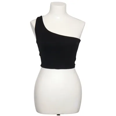 Crop top (Black) from Outfitbook