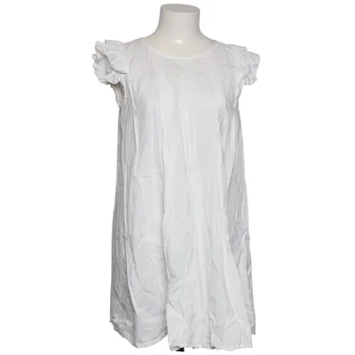 Klänning (Vit) från Lumina