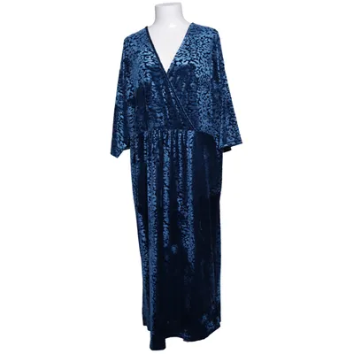 Slå-om-kjole (Blå) fra Harmony Elastan, Polyester