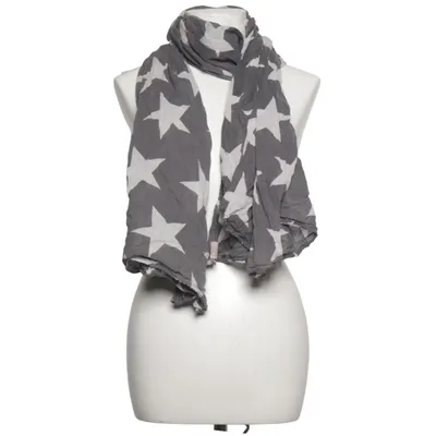 Shawl (Gray, White) from Becksöndergaard