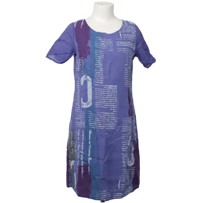 Robe (Violet, Bleu) de Milieu Lin