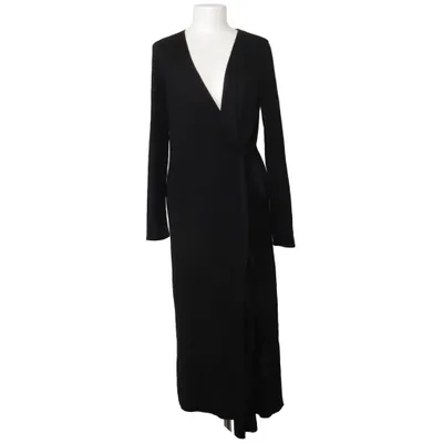 Wikkeljurk (Zwart) van Arket Polyamide, Viscose