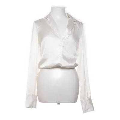 Blus (Beige) från Misslisibell x NA-KD Polyester