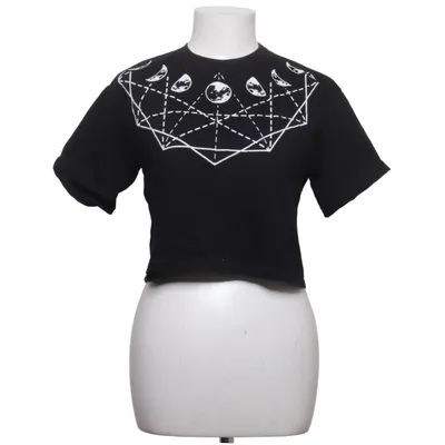 T-shirt (Black) from Restyle