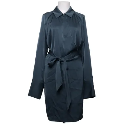 Slå-om-kjole (Blå) fra Filippa K Acetat, Polyester
