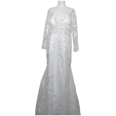 Robe de mariée (Blanc) de Wedding Dress Surumiel