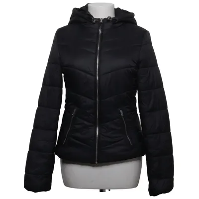 Winterjacke (Schwarz) von Bershka Polyamid