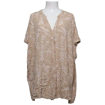 Top (Beige, White) from Yesta Metallic fiber, Viscose