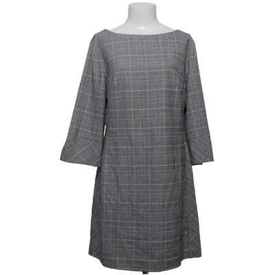Kleid (Schwarz, Weiß) von H&M Elasthan, Polyester, Viskose