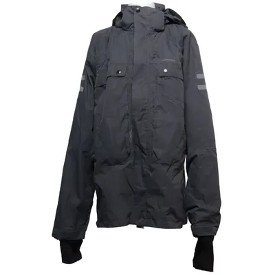 Allvädersjacka (Grå) från On the Peak Polyester