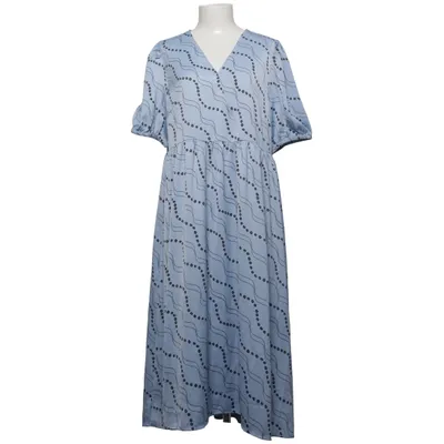 Robe longue (Bleu) de Pieces Polyester