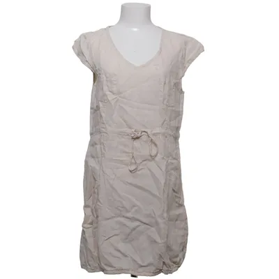 Robe (Beige) de Maxwell Lin