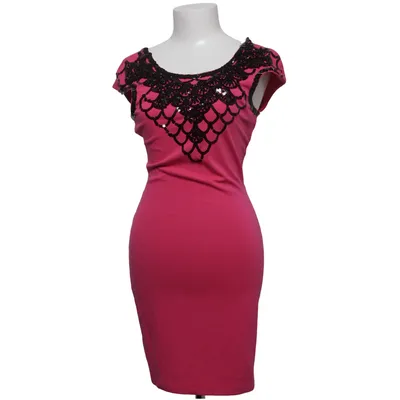 Cocktailjurk (Roze) van Lipsy London