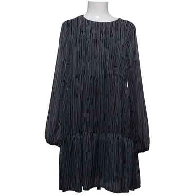 Klänning (Svart, Vit) från Moodo Polyester