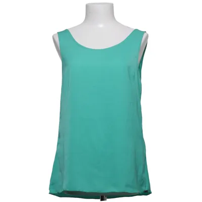 Top (Green) from Moxy Copenhagen Silk