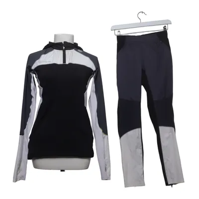 Base layer (Black, White, Gray) from Skins Polyester