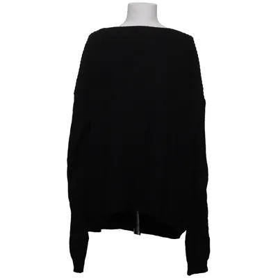 Sweater (Black) from Glamorous Curve Acrylic