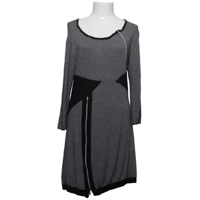 Kjole (Grå, Sort, Hvid) fra Wearhouse Viscose