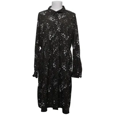 Maternity dress (Green, White, Purple) from New Look Maternity Polyester