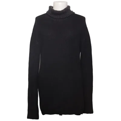 Turtleneck (Black) from Hannes Roether Merino wool