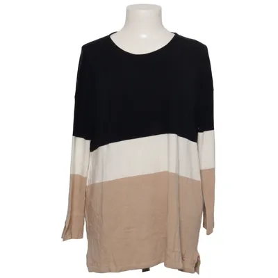 Tröja (Blå, Vit, Beige) från Marcel Ostertag