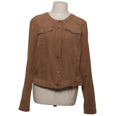 Jacka (Beige) från Passport Polyester