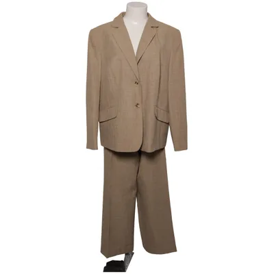 Costume (Beige) de Fair Lady Polyester