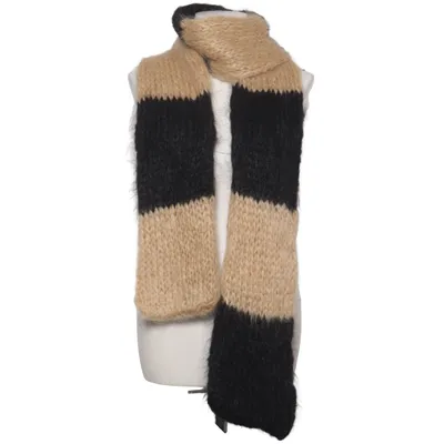 Scarf (Black, Beige) from Knitwear