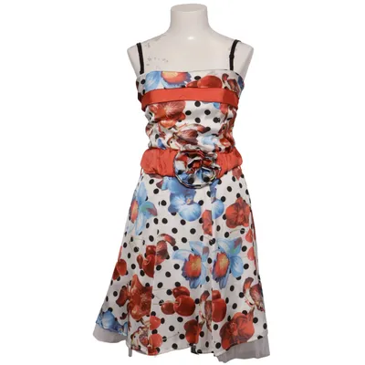 Robe (Blanc, Rouge, Bleu, Noir, Multicolore) de Rinascimento