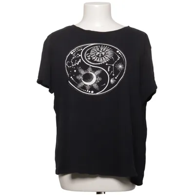 T-shirt (Sort) fra Page One