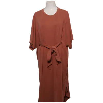 Robe (Rose) de Monki Modal, Polyester