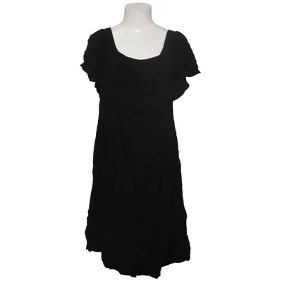 Robe (Noir) de Janina Curved