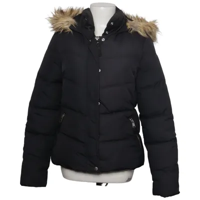 Vinterjacka (Svart) från Bershka_BSKGIRL