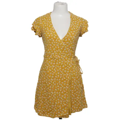 Omlottklänning (Gul, Vit) från Harper Polyester, Viskos