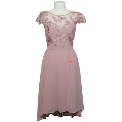 Buy second hand Chi Chi London online at Sellpy