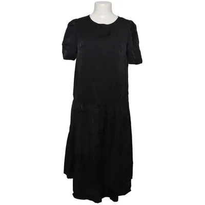 Kleid (Schwarz) von The Open Product