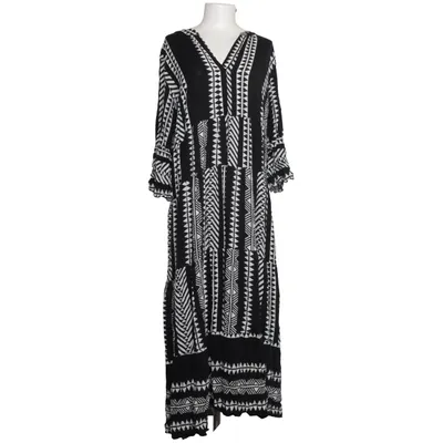 Dress (Black, White) from Bodyflirt Viscose