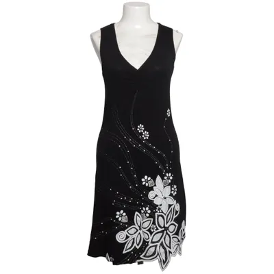 Robe (Noir, Blanc) de Byebye