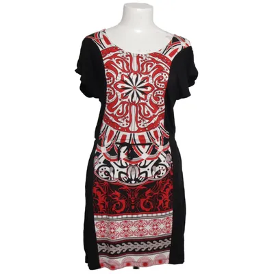 Dress (Black, Red, White) from Smash