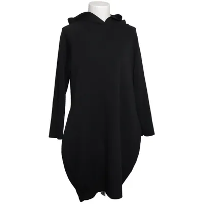 Capuchon jurk (Zwart) van Secret Season
