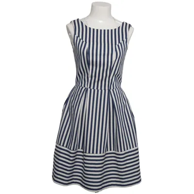 Klänning (Vit, Blå) från Closet London Bomull, Elastan, Polyester