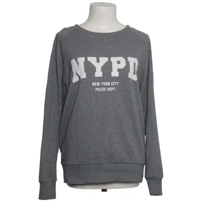 Sweatshirt (Gray) from Nikkie