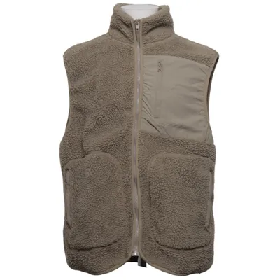 Ytterväst (Beige) från Studio Total Polyester