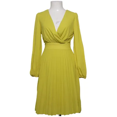 Wikkeljurk (Geel) van Zero Polyester, Viscose