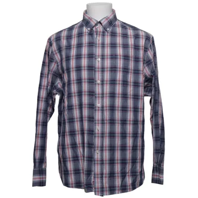 Buttondown-skjorta (Grå, Blå, Röd) från New England