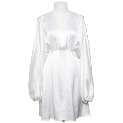Klänning (Vit) från Gina Tricot Återvunnen polyester