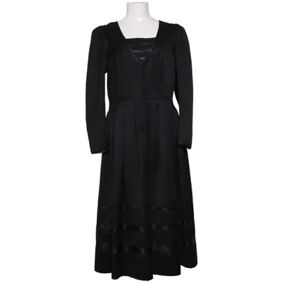 Robe (Noir) de Tostmann Trachten